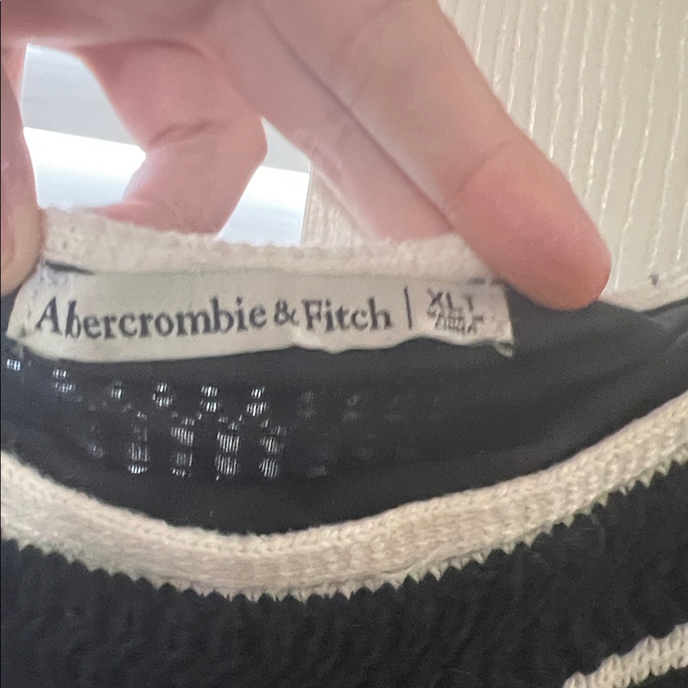 Abercrombie & Fitch Black Maxi Dress with White Trim - Picture 2 of 4